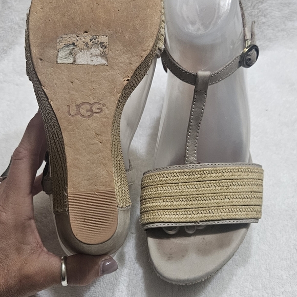UGG Australia Fitchie Platform Wedge Sandals 1006844 Oyster Tan beige size 8 - Picture 5 of 8